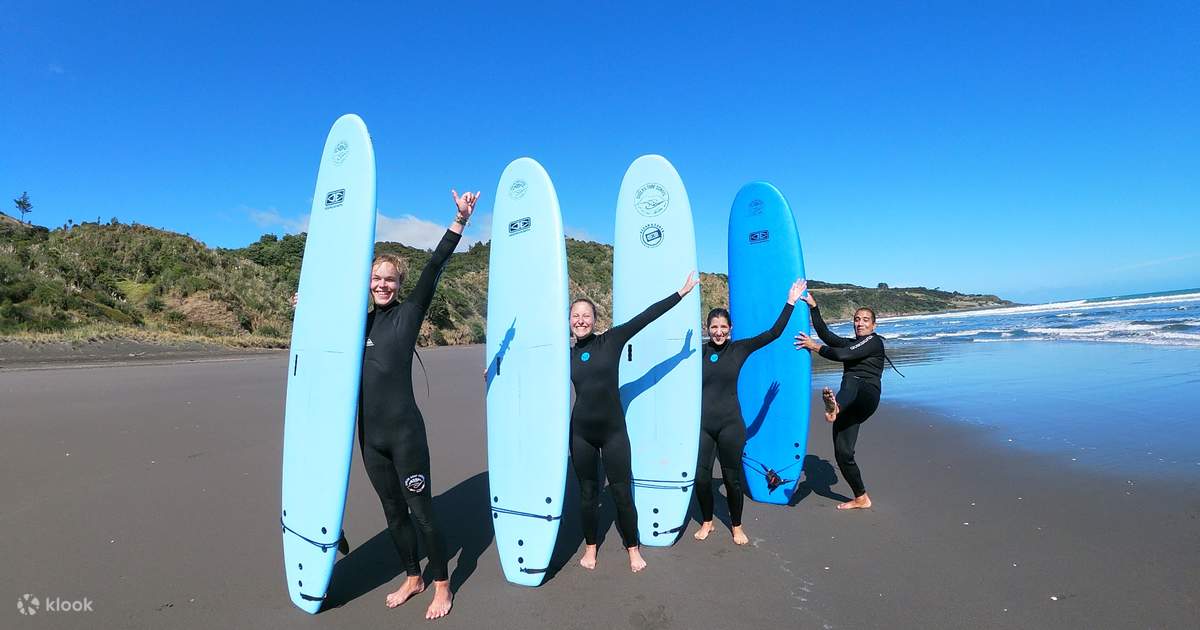 Raglan Surfing Beginner Lesson Klook